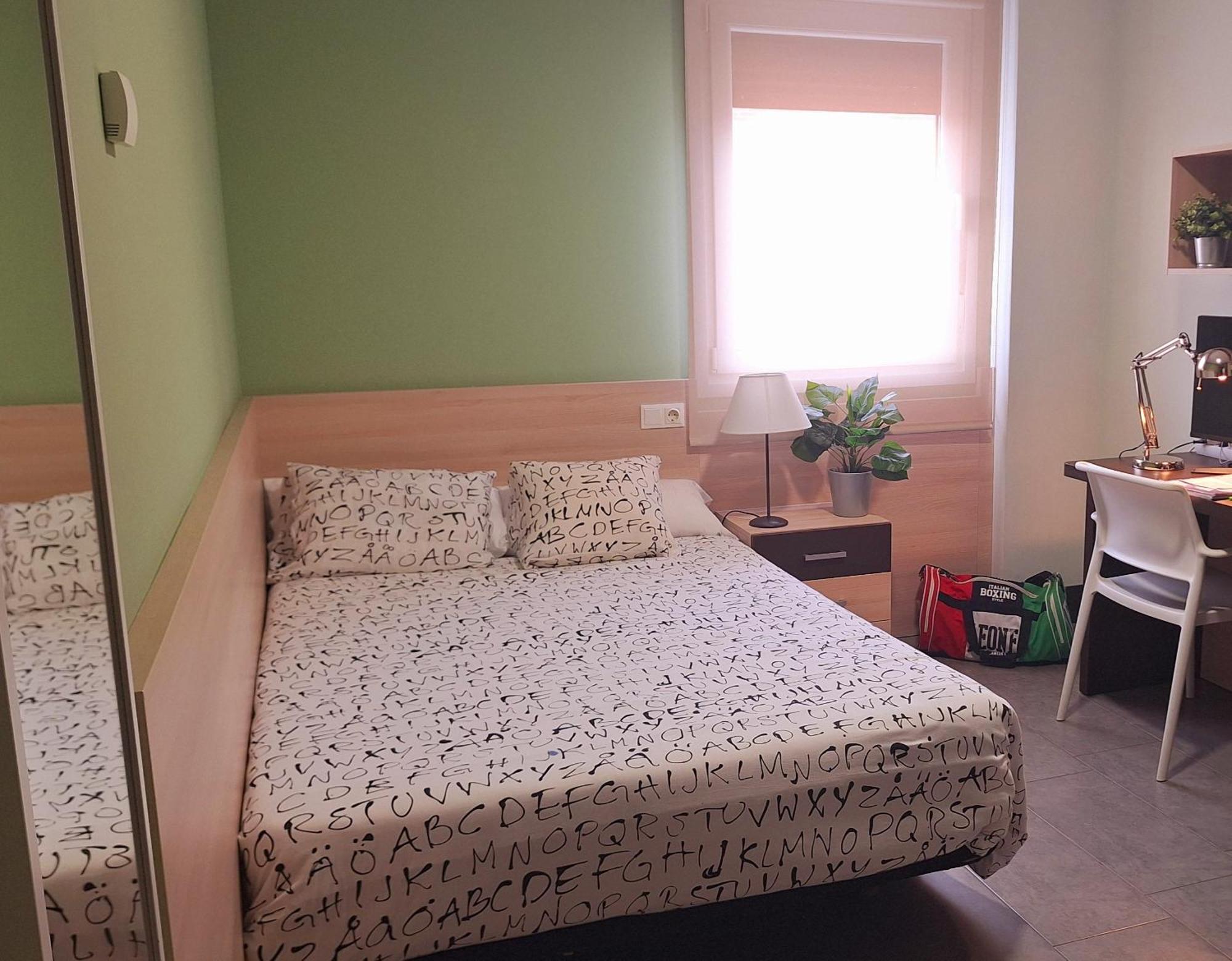 The Factory Residence Hall Сеговия Екстериор снимка